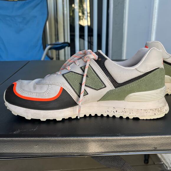 New Balance Suede 574 All-Terrain Sneakers Men's 8.5  Sz Women's 10 Green Shoes - Picture 3 of 13